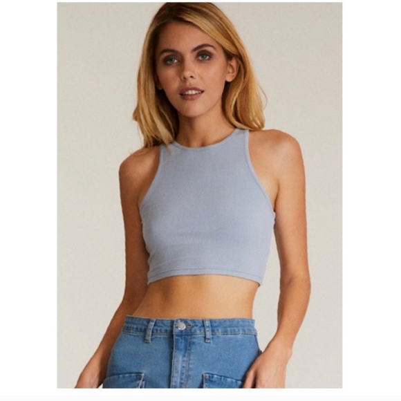 Red cropped ribbed tank top✨️ - Picture 3 of 3